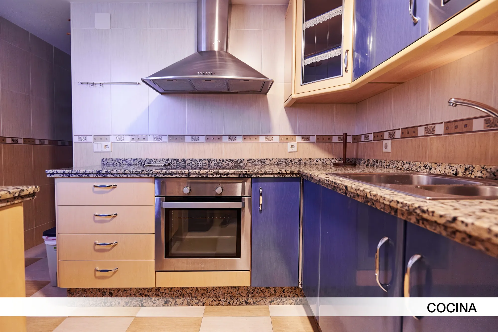 Kitchen 2
