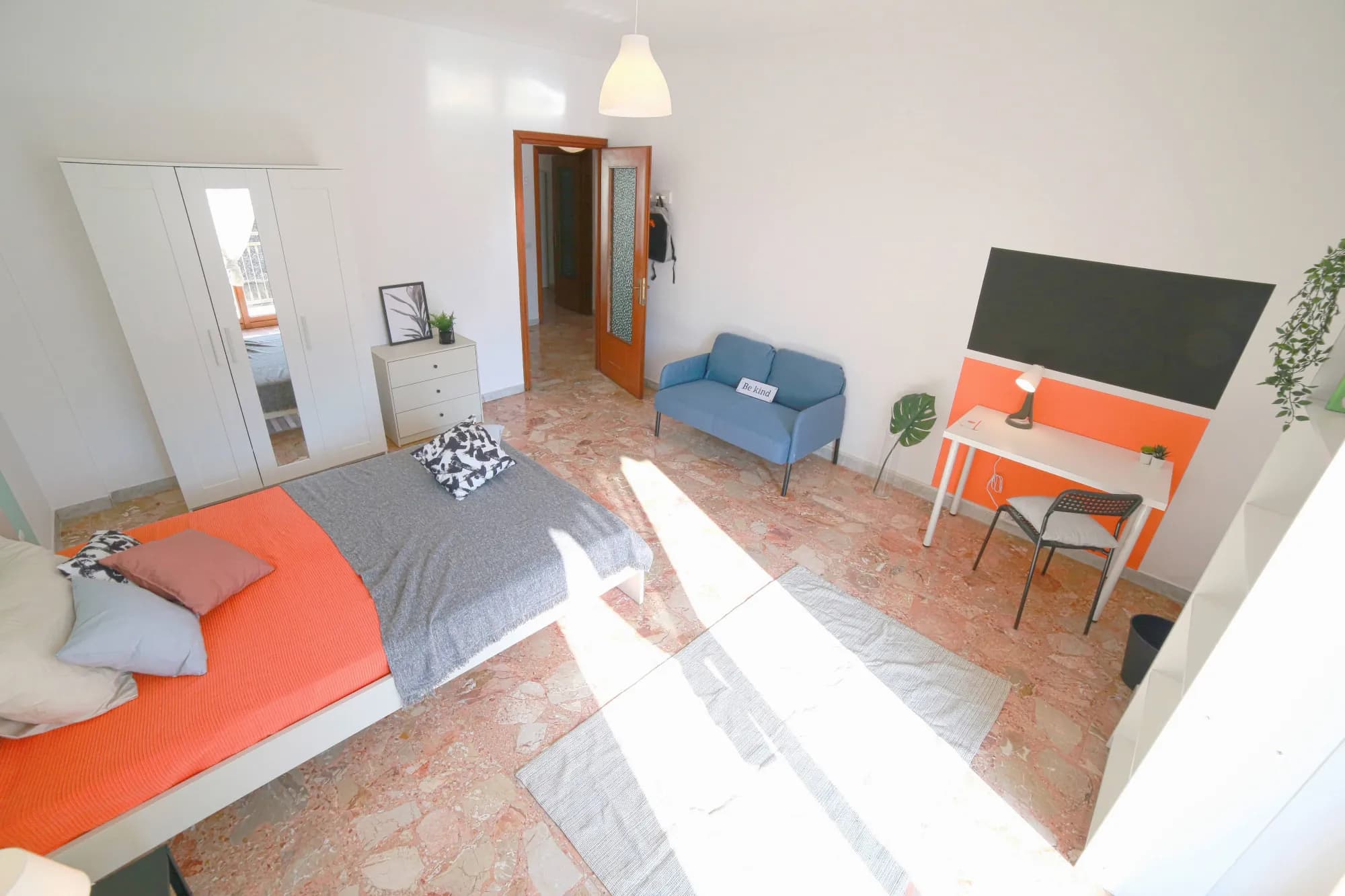 Habitación privada en Lecco photo 3